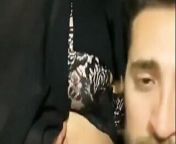 Arab threesome in niqab from syrian cuckold