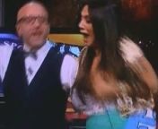 Mujer hermosa en programa de tele from sirasa tv me adarayai teled