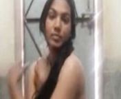 Desi dancing nude bath from jabalpur desi young nude bath viral clip
