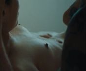 Margaret Qualley nude pussy + tits 'LOVE ME LIKE YOU HATE ME’ from full nude scene in movie