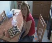 No jogo de xadrez deixou os mamilos aparecer from deixou peitinho aparecer