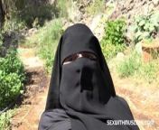 Cum on her niqaba is what this arab slut does from siigo niqaba sex net