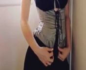 Jennifer Love Hewitt is hot & sexy from rose dewitt bukater hot sexy