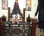 Dominatrix Sarah Twain and Michelle Thorne play with each other and their sub from sex sedarah jav sub indo