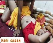 Desi bhabhi with sari fuck with me from hijra sari me dulh