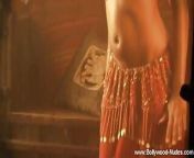 Belly Dancing Babe Shows Us All from gal gadot butt dance