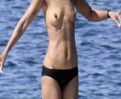 Zoe Saldana – sexy and topless picture collection from photos actress cumshot
