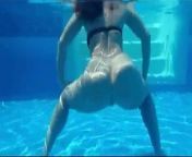 Curvy pawg strips and shakes her big booty underwater from extreme curvy pawg butt booty curvy ass