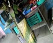 SATIN SAREE AUNTY BACK from indian aunty back nude
