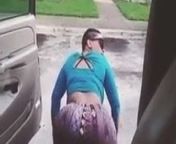 Pullover and shake dat sexy ass outside the car from try a gymnastic pullover bar