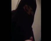 I fucked my friend wearing a headscarf from arab muslim girl wearing para