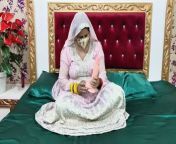 Indian Bride Amazing Sex with Big Dildo on Wedding Night from kunwari dulhan suhagrat chudai scene