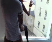 Zimmermaedchen am Hotelfenster gefickt und Gaeste sehen das from nandita das and am hot sex