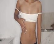 beautiful skinny 18 year old woman leaks video in underwear from elle twerk leaked