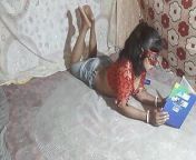 HOT INDIAN HOUSEWIFE BOYFRIEND KO GHAR PE BULAKE CHUDAI KEYA from hot indian housewife sex with young servan
