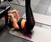 Sarah Hyland looking hot working out, February 2020. from sarah hyland sex