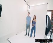 Busty Beauty Blake Blossom Takes Control of Photoshoot & Building Sexual Attractions from duddhu