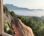 Une bonne baise sur une île paradisiaque en Corse from ladidi