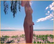 Wifey Dances NUDE At A PUBLIC Beach from 1kt