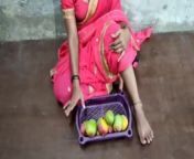 Chubby Street Fruit vendor sex with costumer from randi khana sex wax father force d